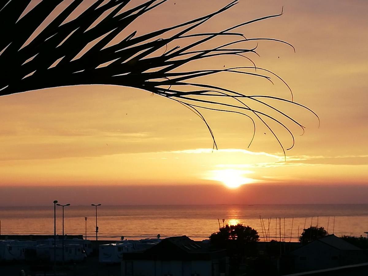 Grand Loft De 60M2 Tres Lumineux Tres Belle Vue Sur Mer Erquy Eksteriør billede